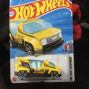 EMT Hot Wheels Rapid Pulse (First Response)